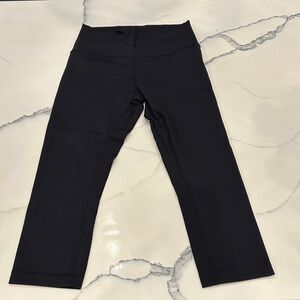 Lululemon leggings, black size 6
